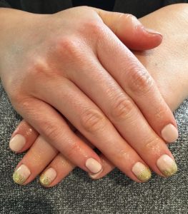 shellac nails crowthorne