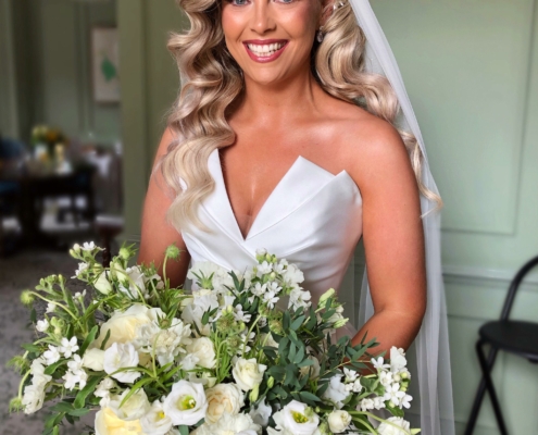 Bridal Makeup Artist in Dogmersfield